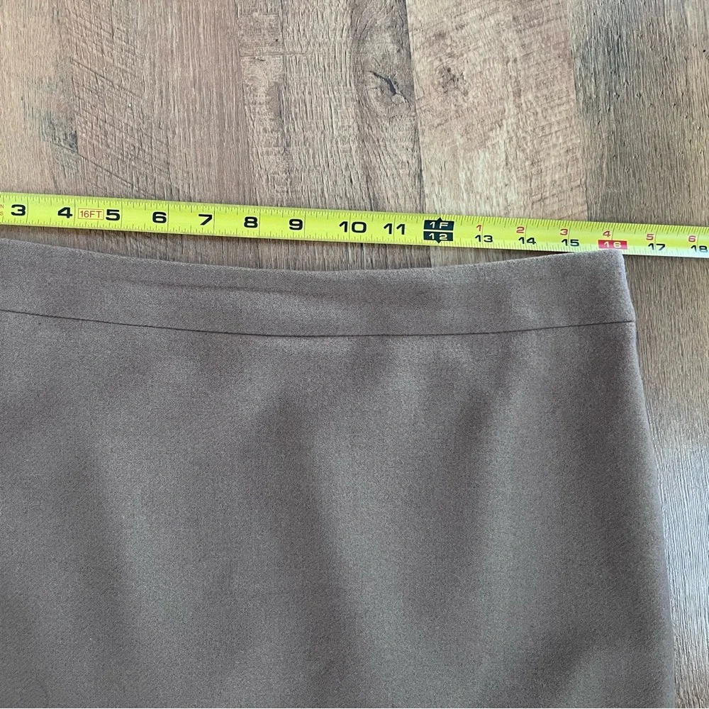 J. Crew Sz 8 Camel Pencil Skirt - Picture 4 of 7